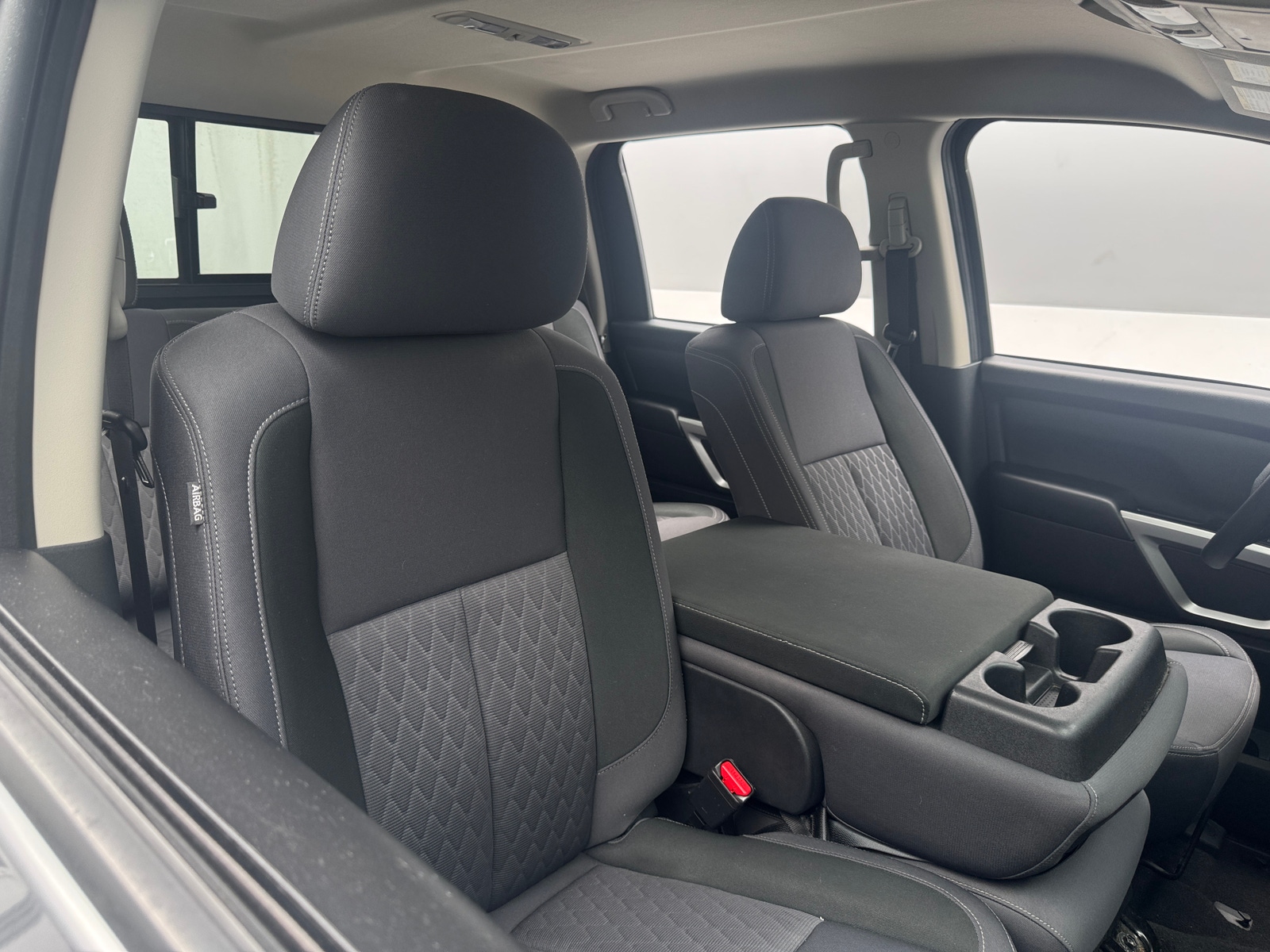 Thumbnail: 2020 Nissan Titan - 2