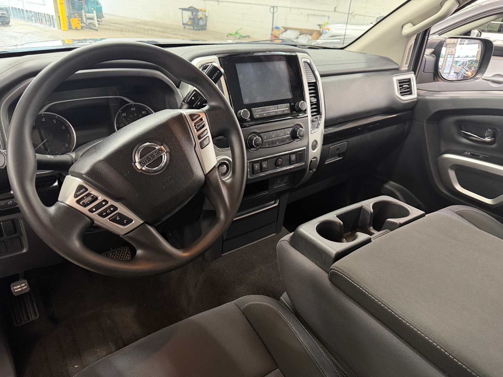 Thumbnail: 2020 Nissan Titan - 3