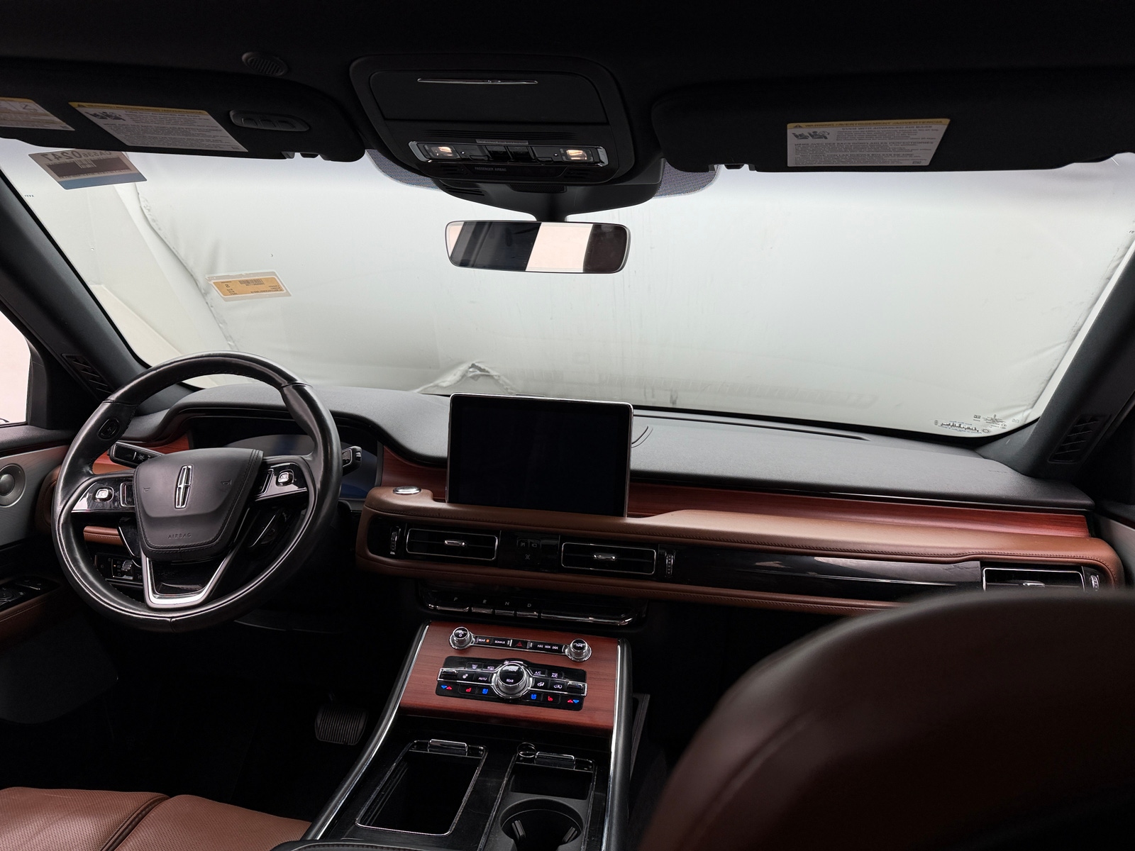 Thumbnail: 2021 Lincoln Aviator - 2