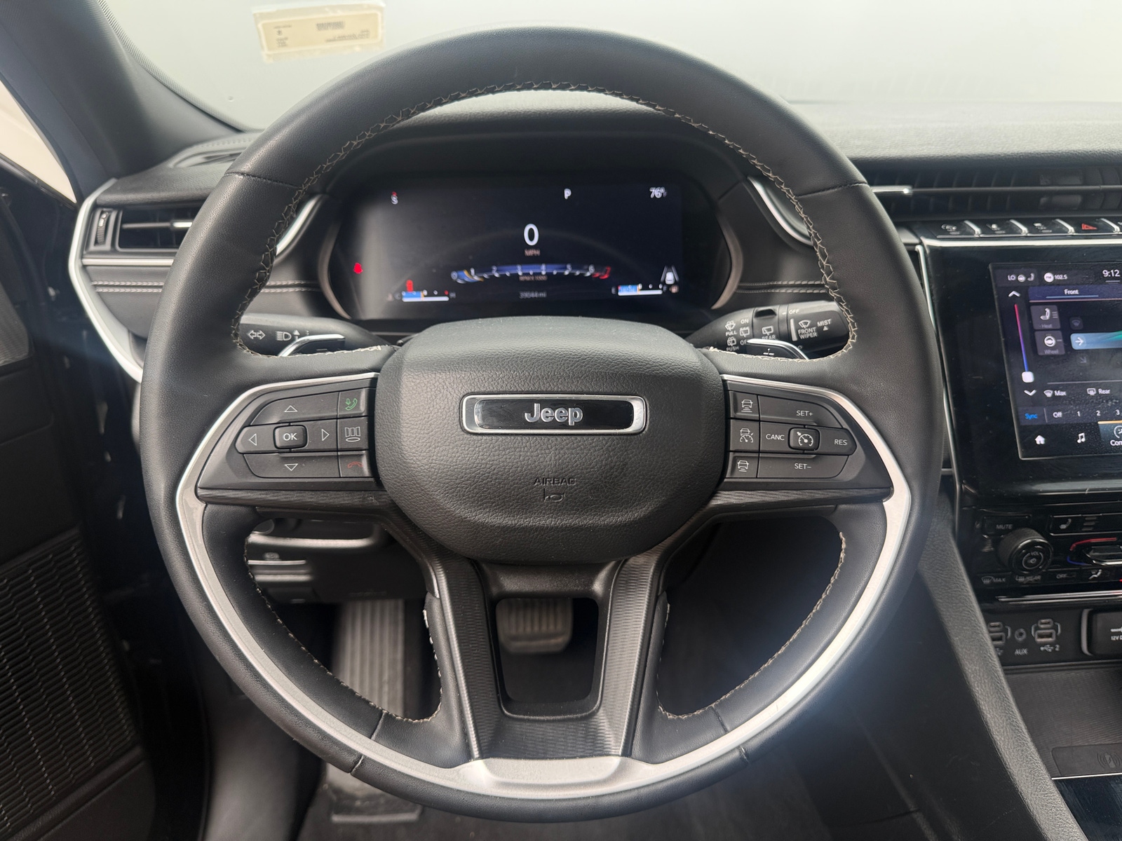 Thumbnail: 2024 Jeep Grand Cherokee L - 4