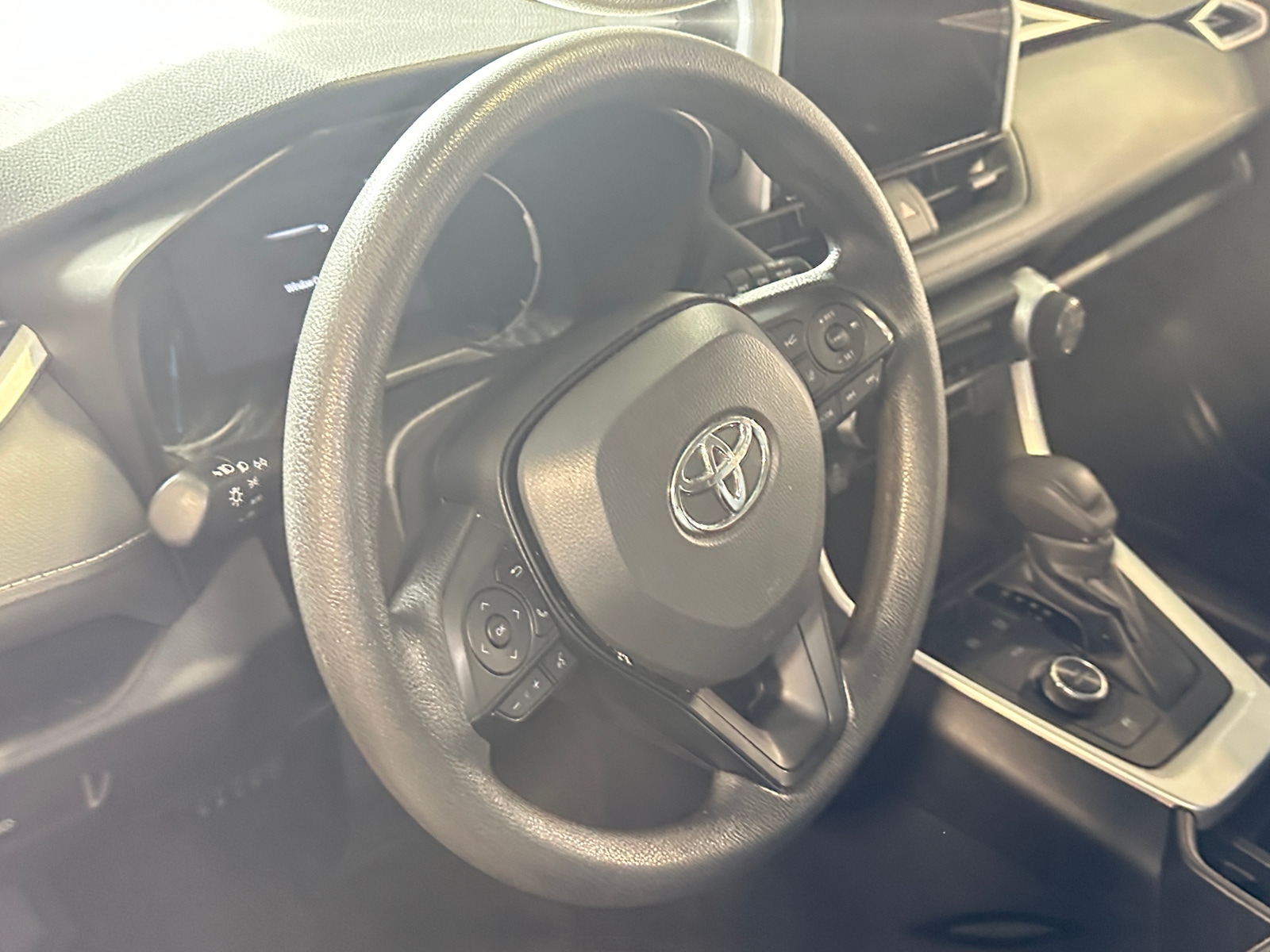 Thumbnail: 2025 Toyota RAV4 - 5