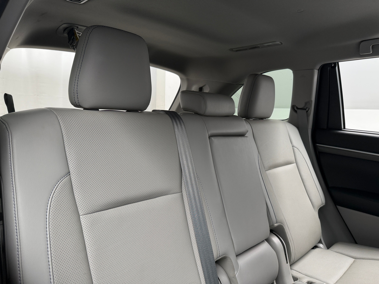 Thumbnail: 2019 Toyota Highlander - 6
