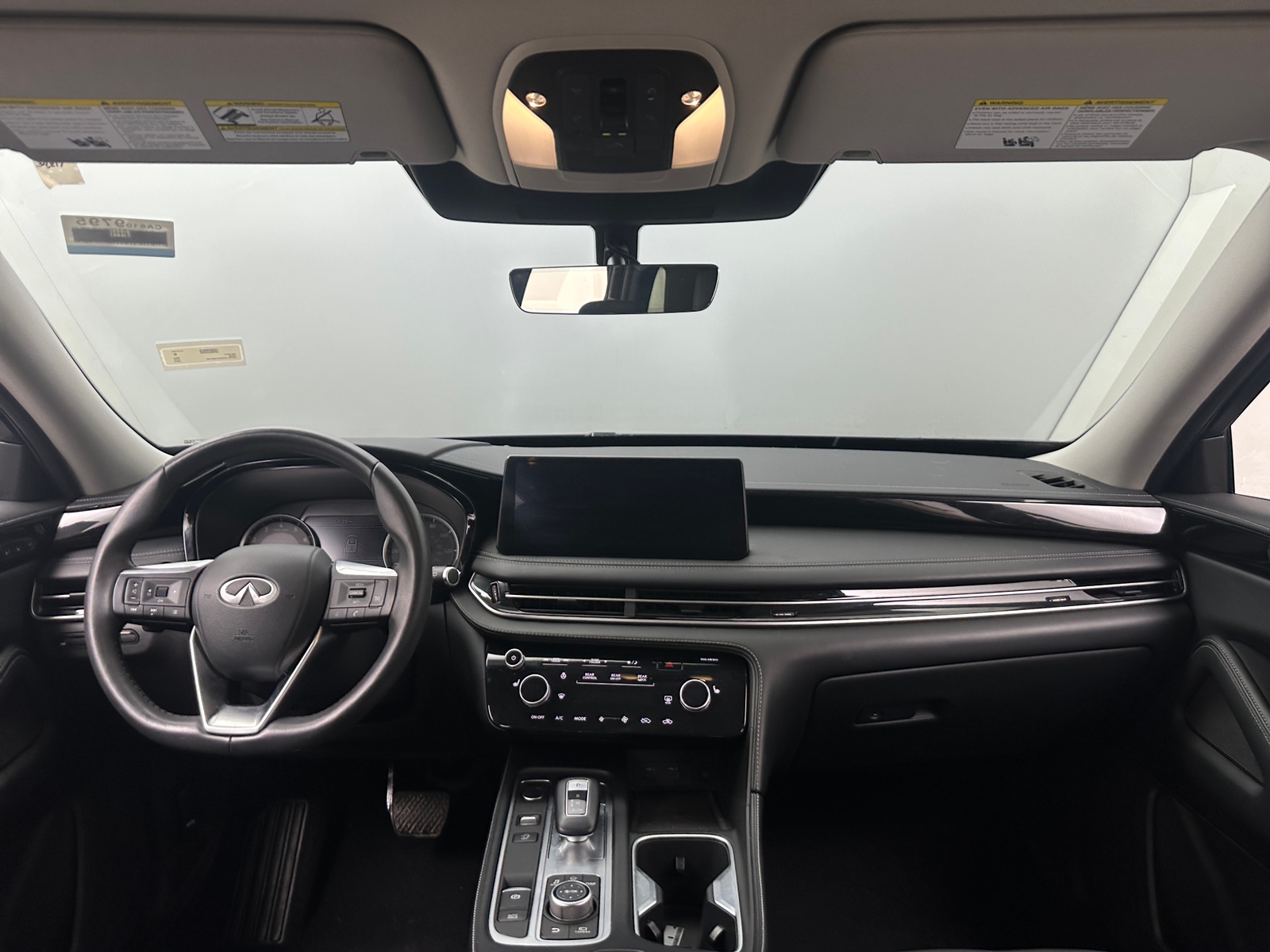 Thumbnail: 2024 INFINITI QX60 - 2