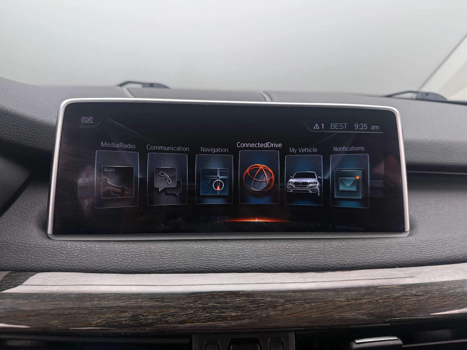Thumbnail: 2017 BMW X5 - 4