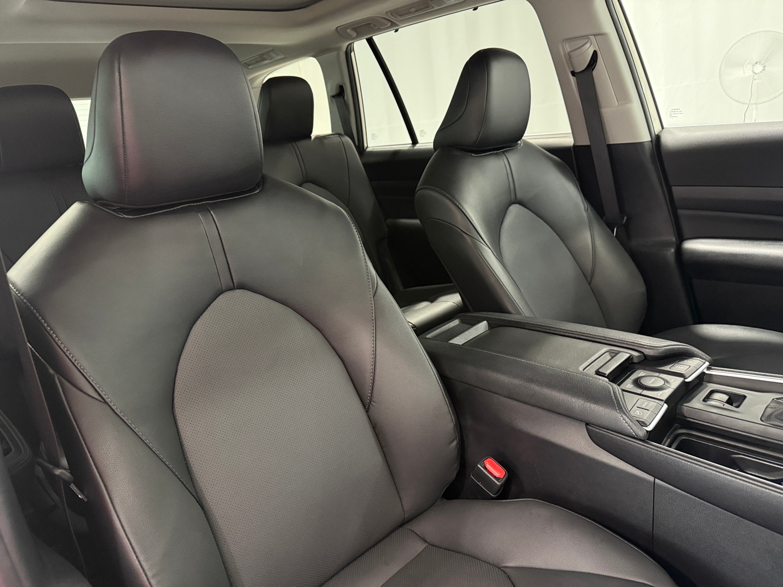 Thumbnail: 2024 Toyota Grand Highlander - 2