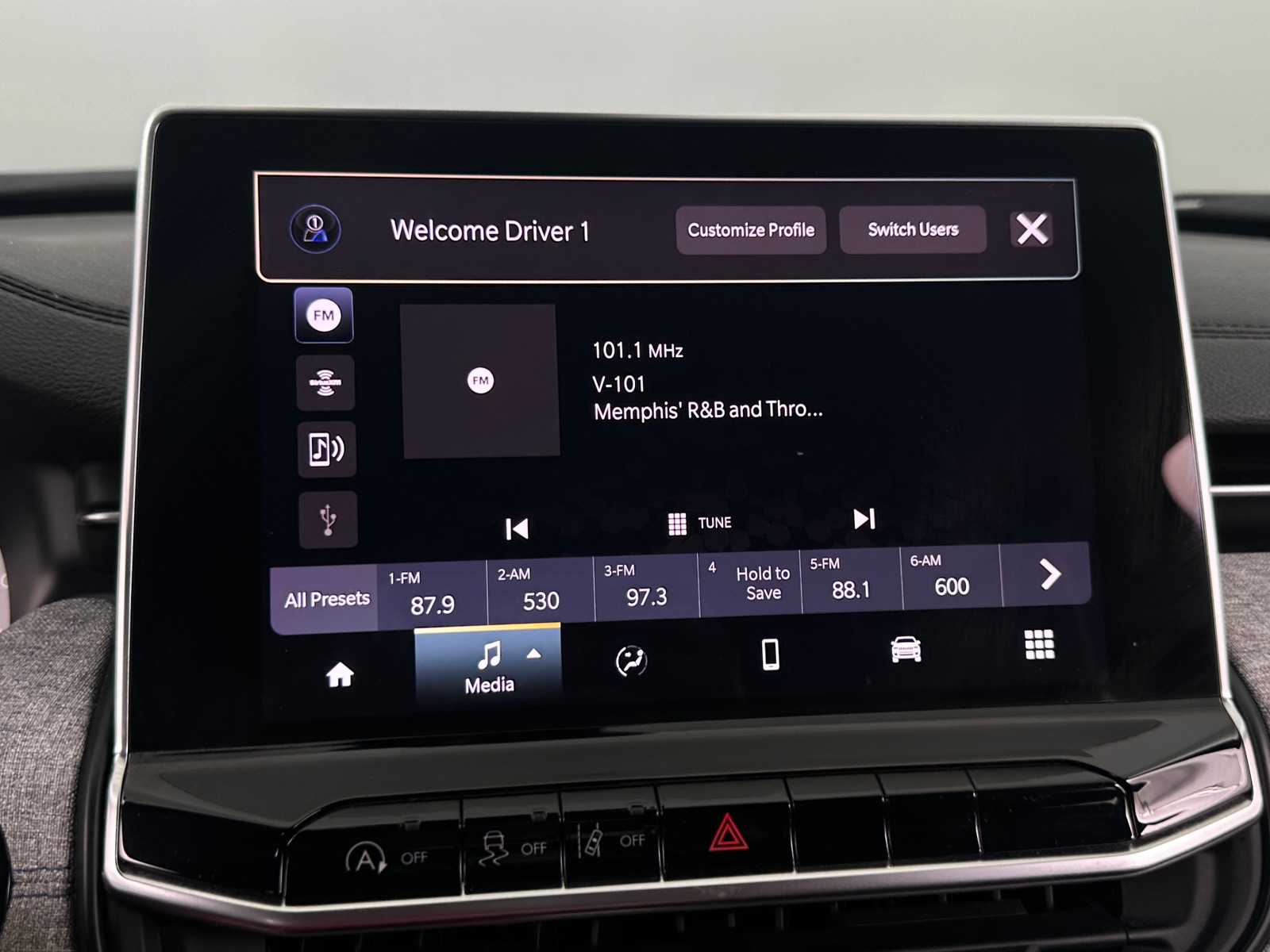 Thumbnail: 2024 Jeep Compass - 4