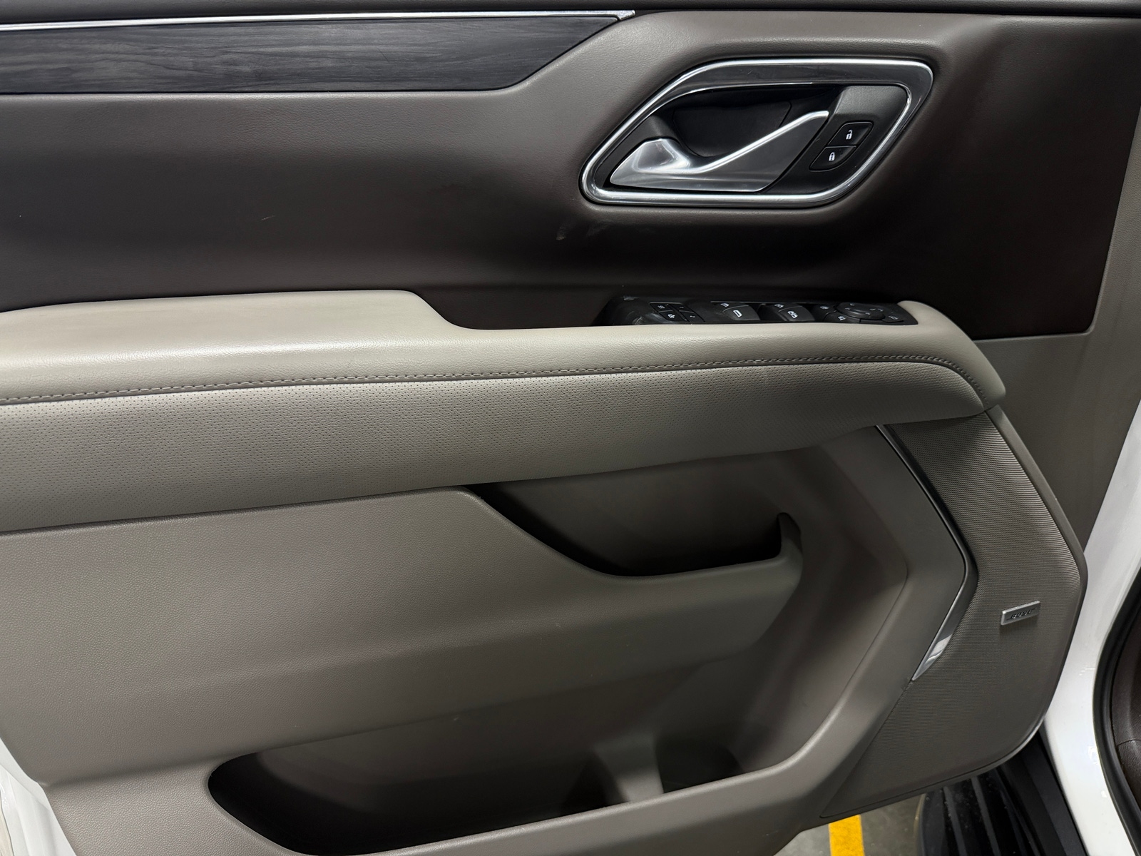 Thumbnail: 2022 GMC Yukon XL - 6