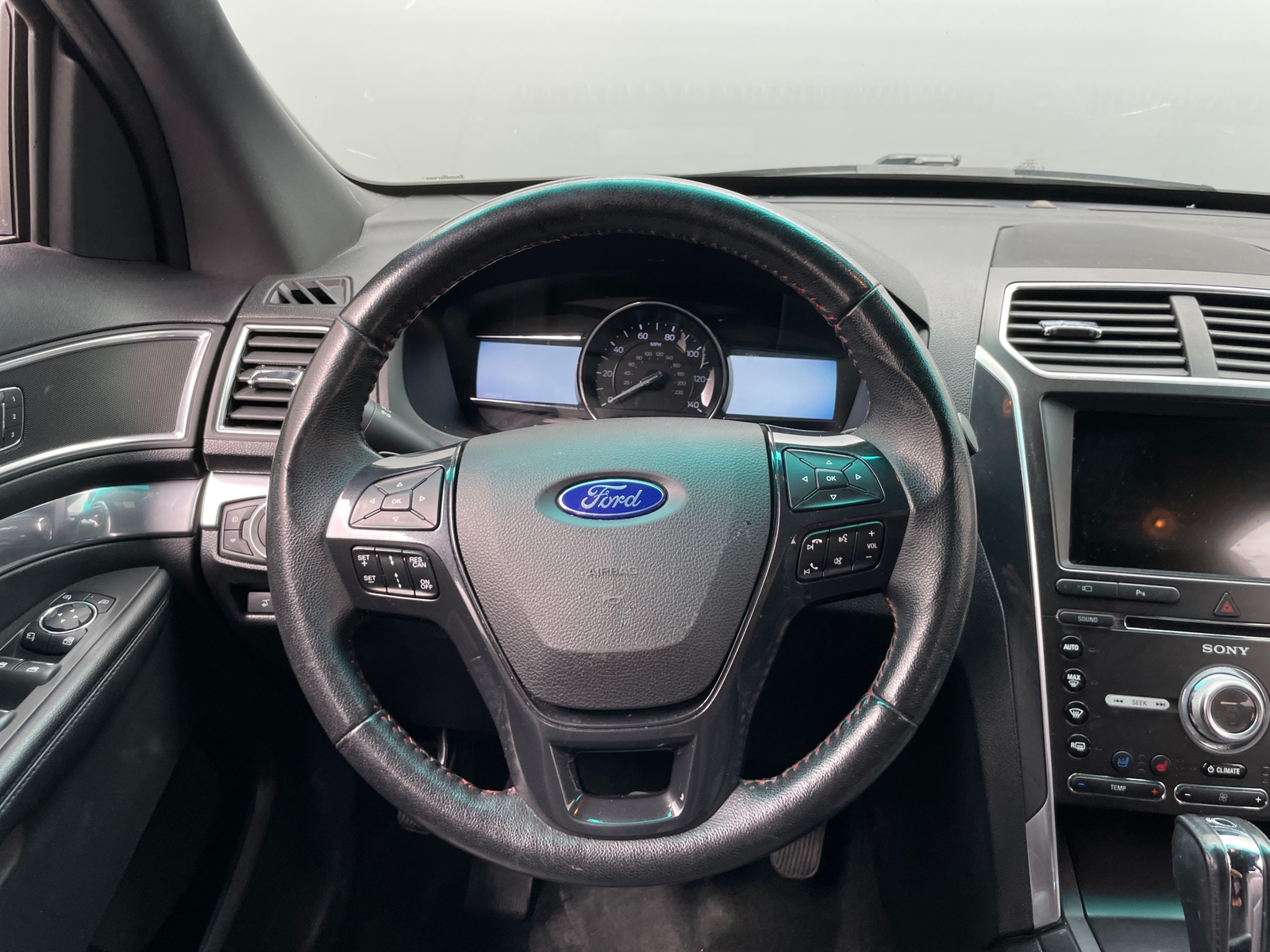 Thumbnail: 2017 Ford Explorer - 4