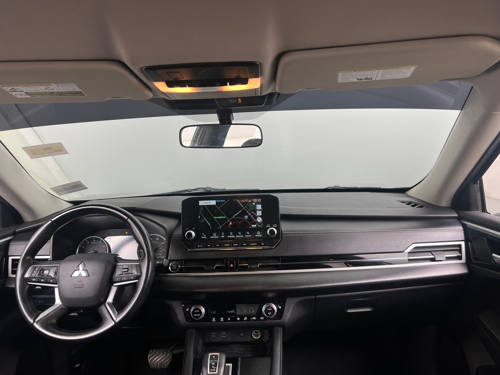 Thumbnail: 2022 Mitsubishi Outlander - 3