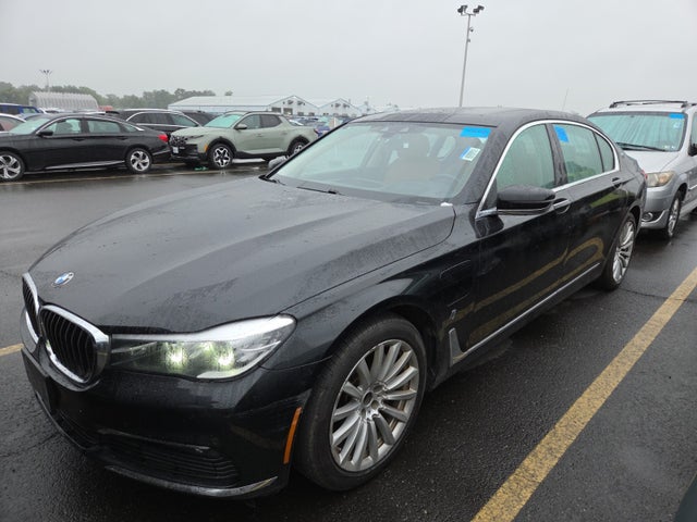 2018 BMW 740e xDrive iPerformance