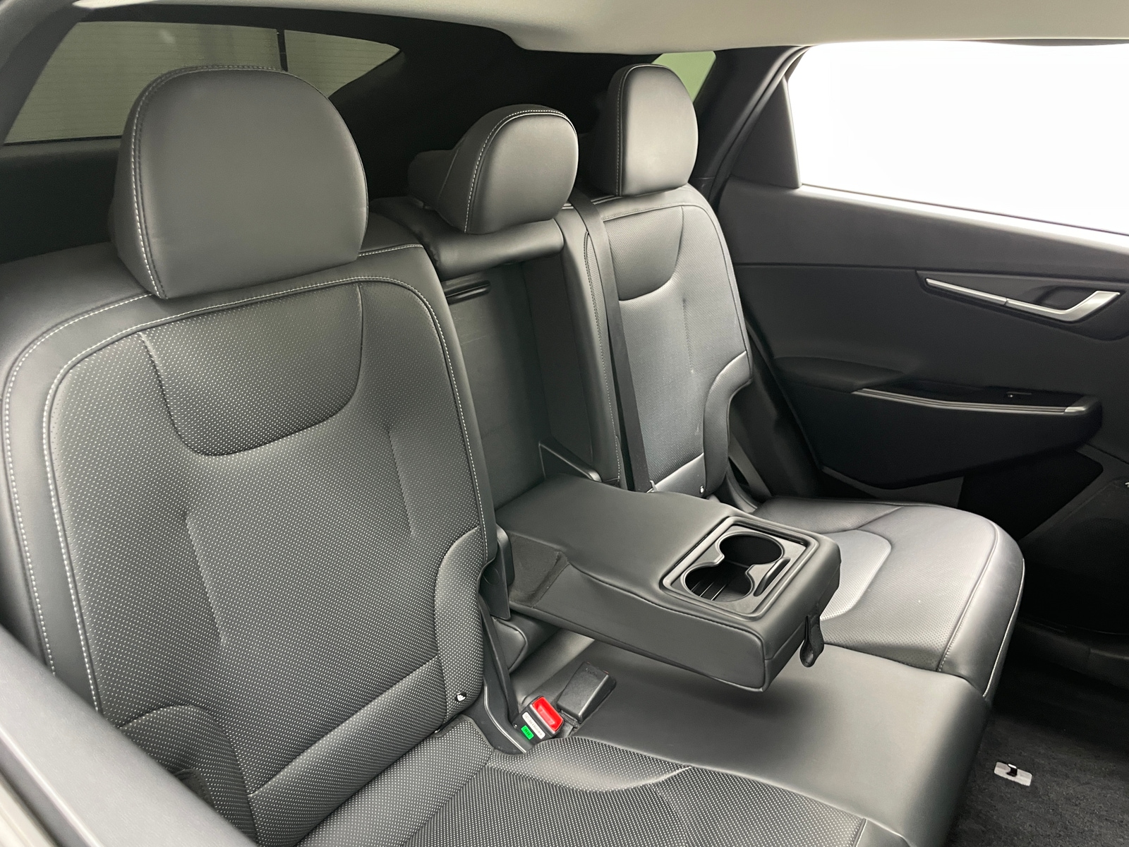 Thumbnail: 2023 Kia EV6 - 5