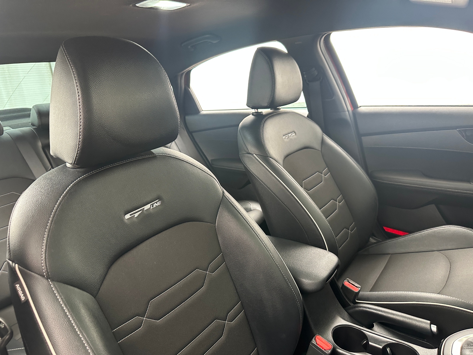 Thumbnail: 2021 Kia Forte - 2