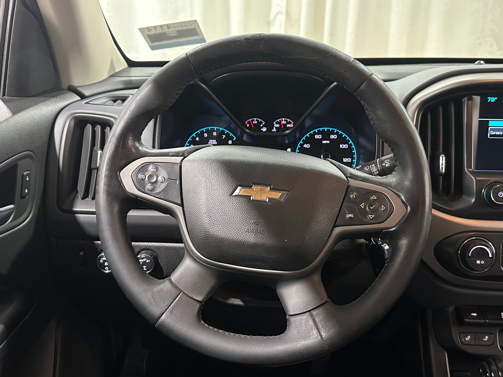 Thumbnail: 2017 Chevrolet Colorado - 4