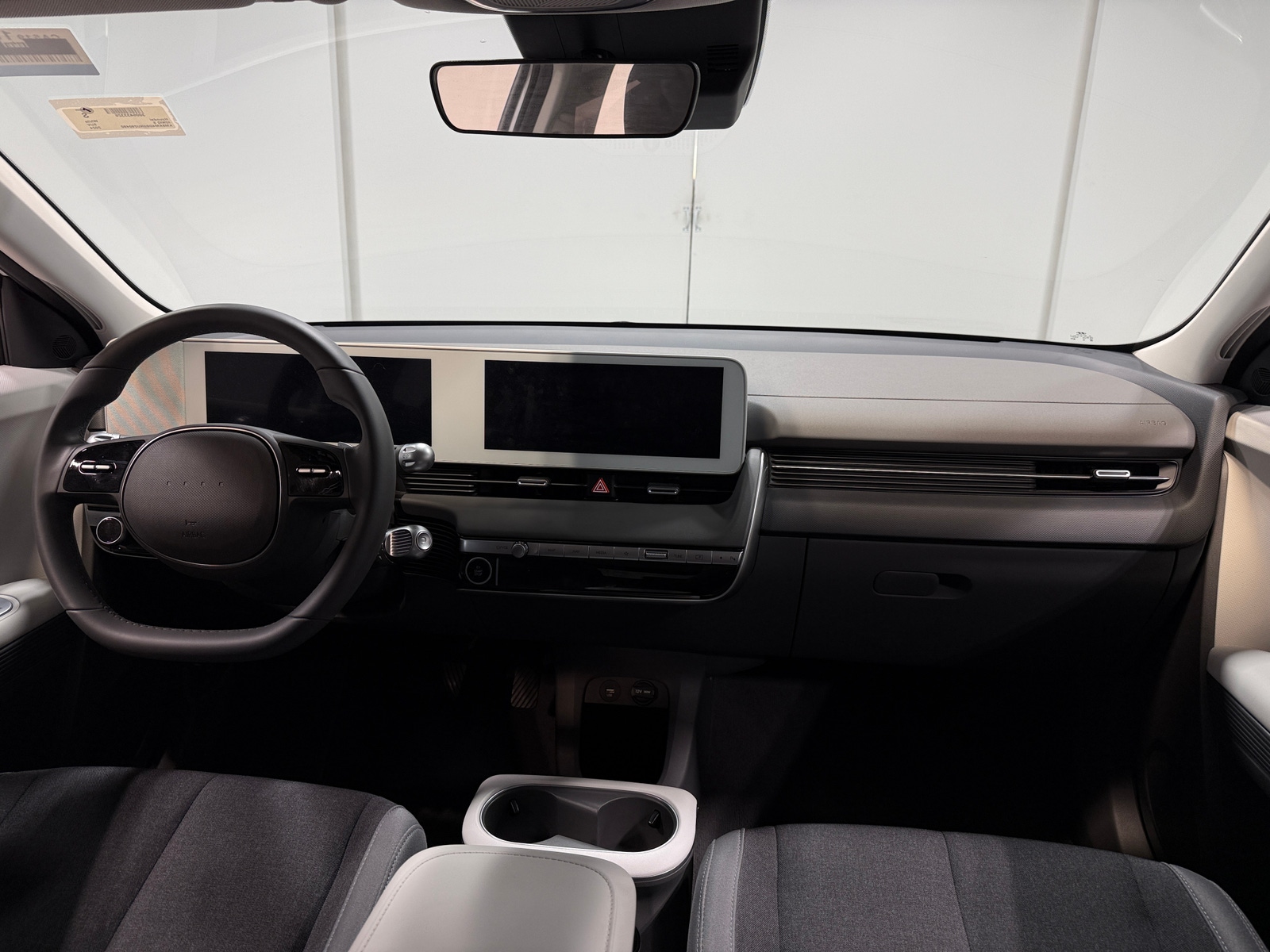 Thumbnail: 2024 Hyundai Ioniq 5 - 3
