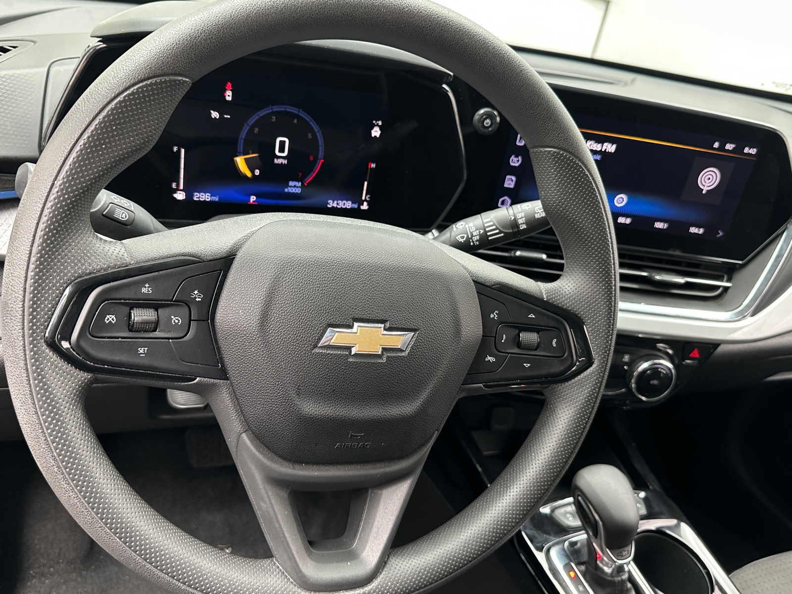 Thumbnail: 2025 Chevrolet Trax - 4