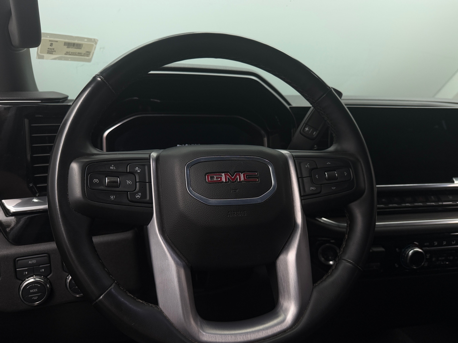 Thumbnail: 2025 GMC Sierra 1500 - 4