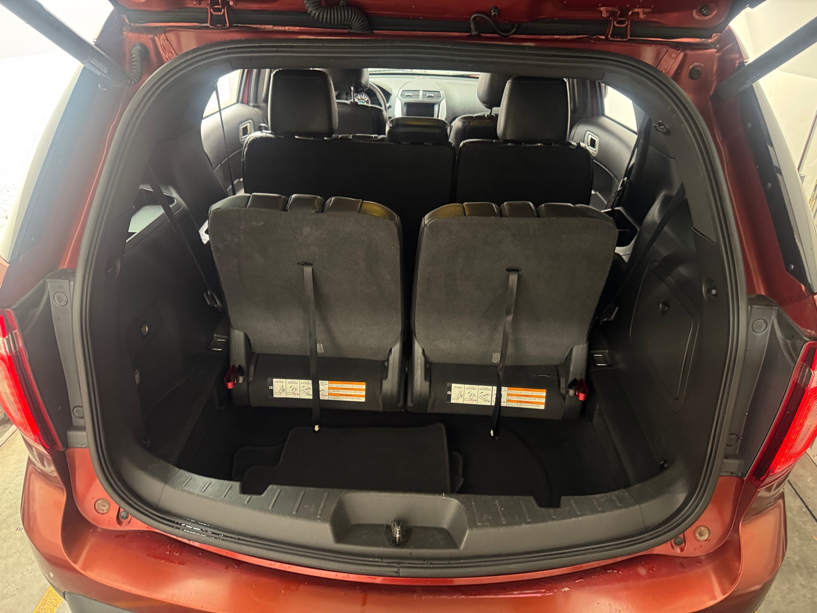 Thumbnail: 2014 Ford Explorer - 6