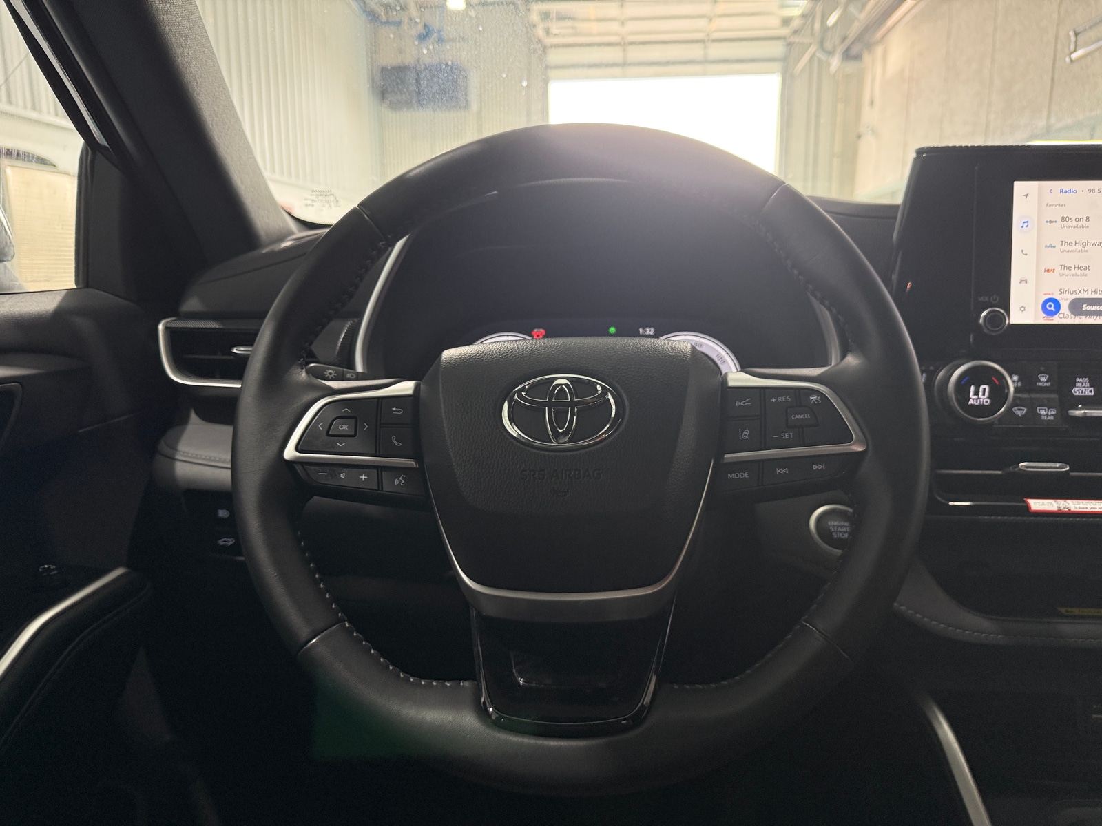 Thumbnail: 2025 Toyota Highlander - 5