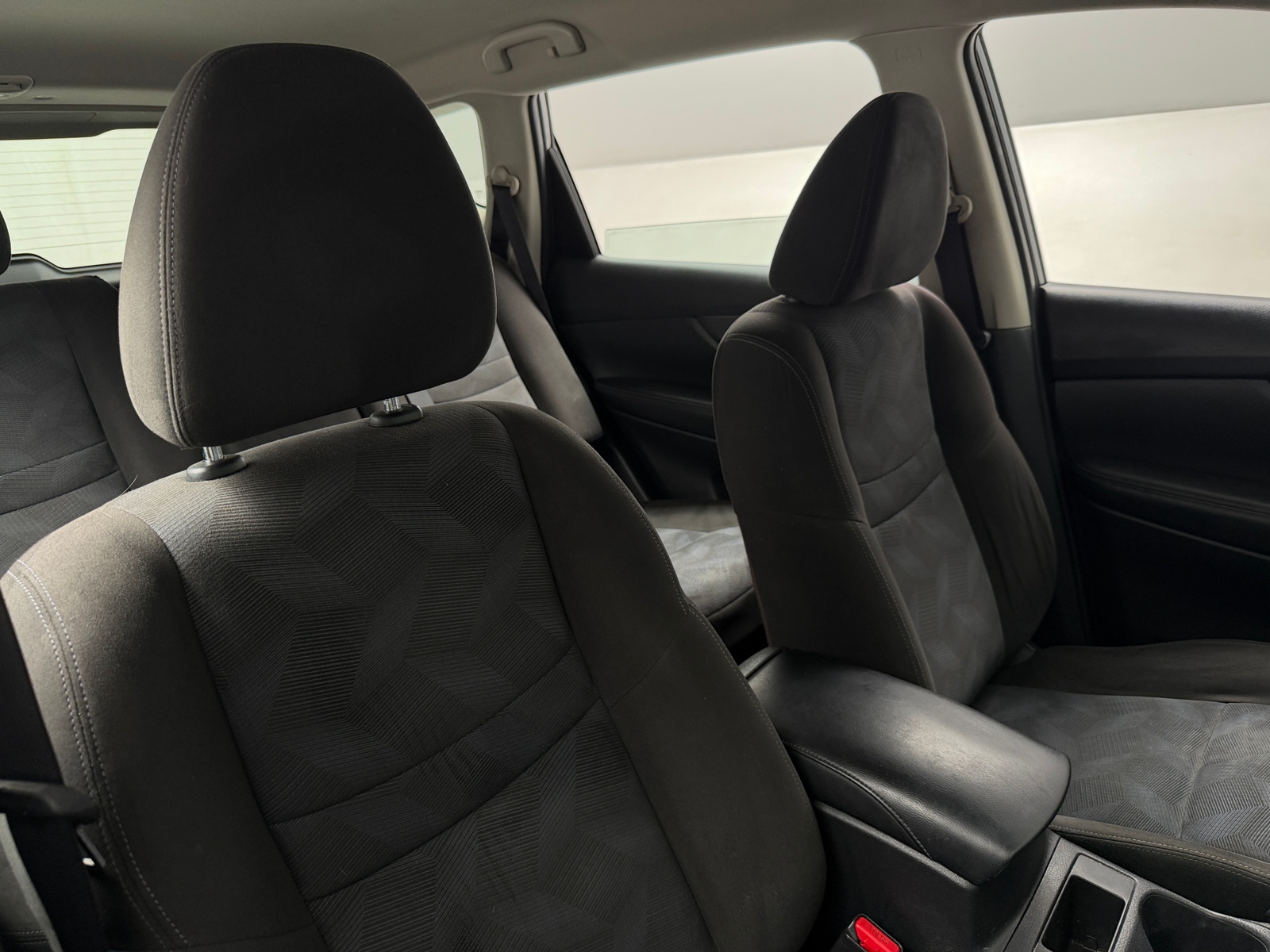Thumbnail: 2015 Nissan Rogue - 2
