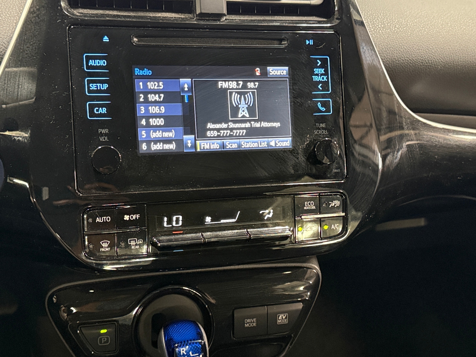 Thumbnail: 2019 Toyota Prius - 4