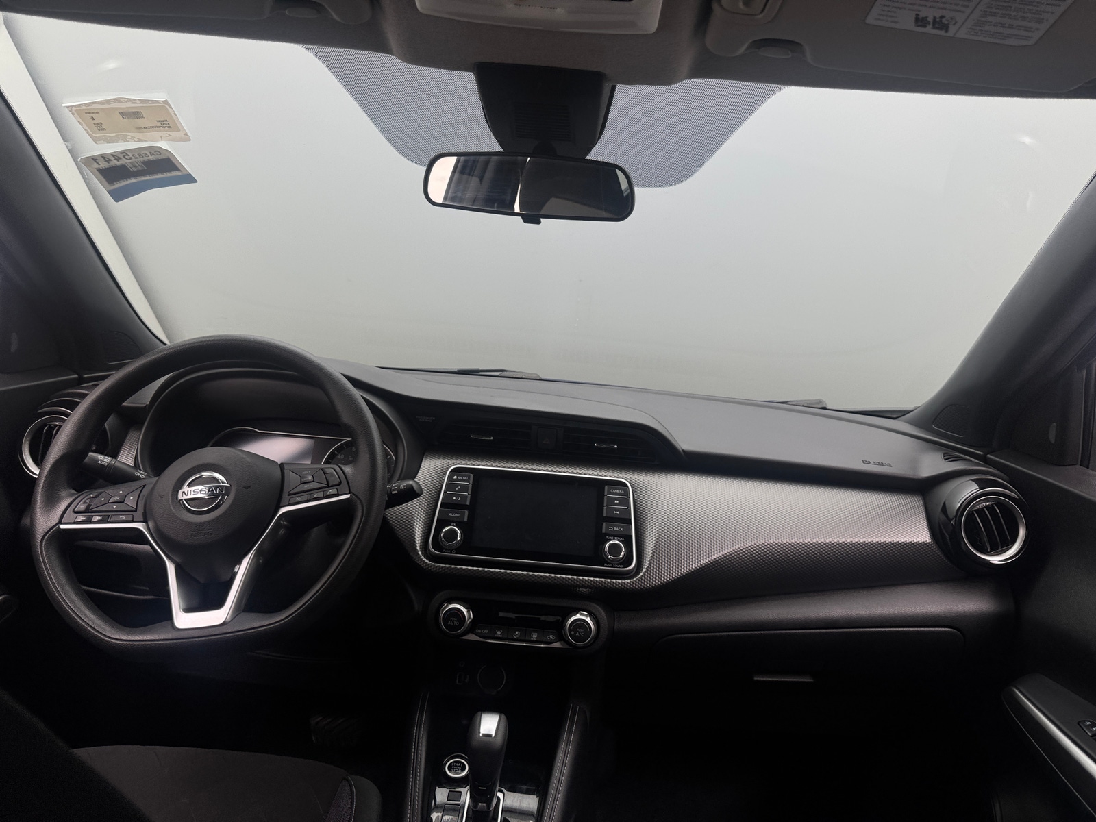 Thumbnail: 2020 Nissan Kicks - 3