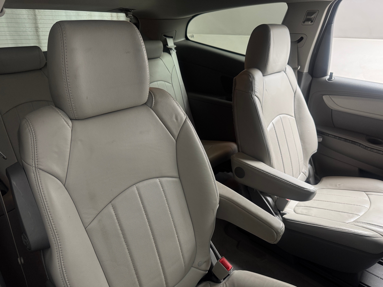 Thumbnail: 2014 Chevrolet Traverse - 5