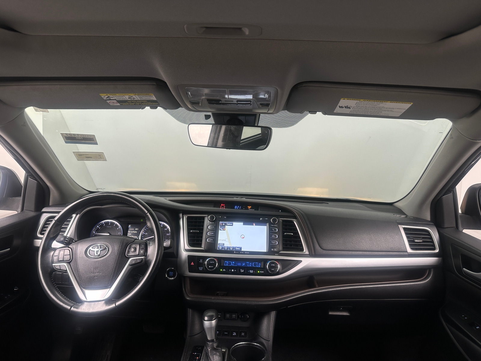 Thumbnail: 2018 Toyota Highlander - 2
