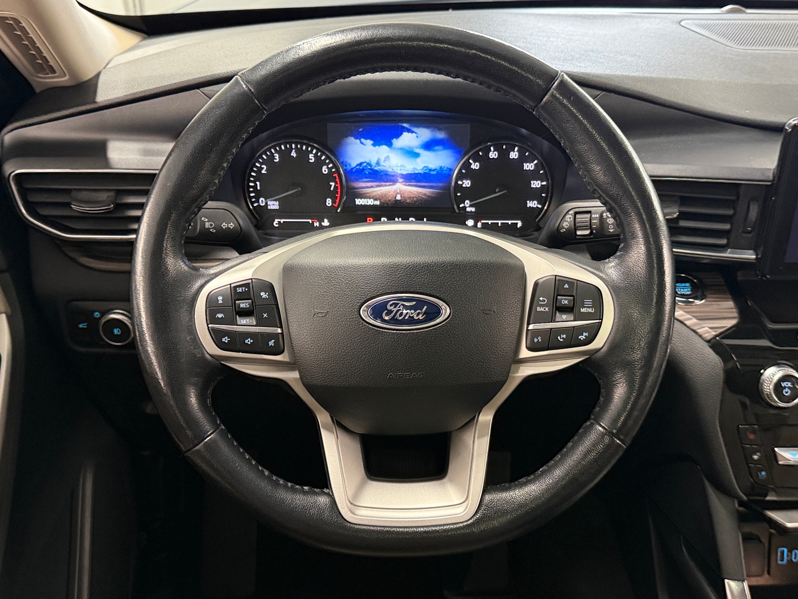 Thumbnail: 2021 Ford Explorer - 4