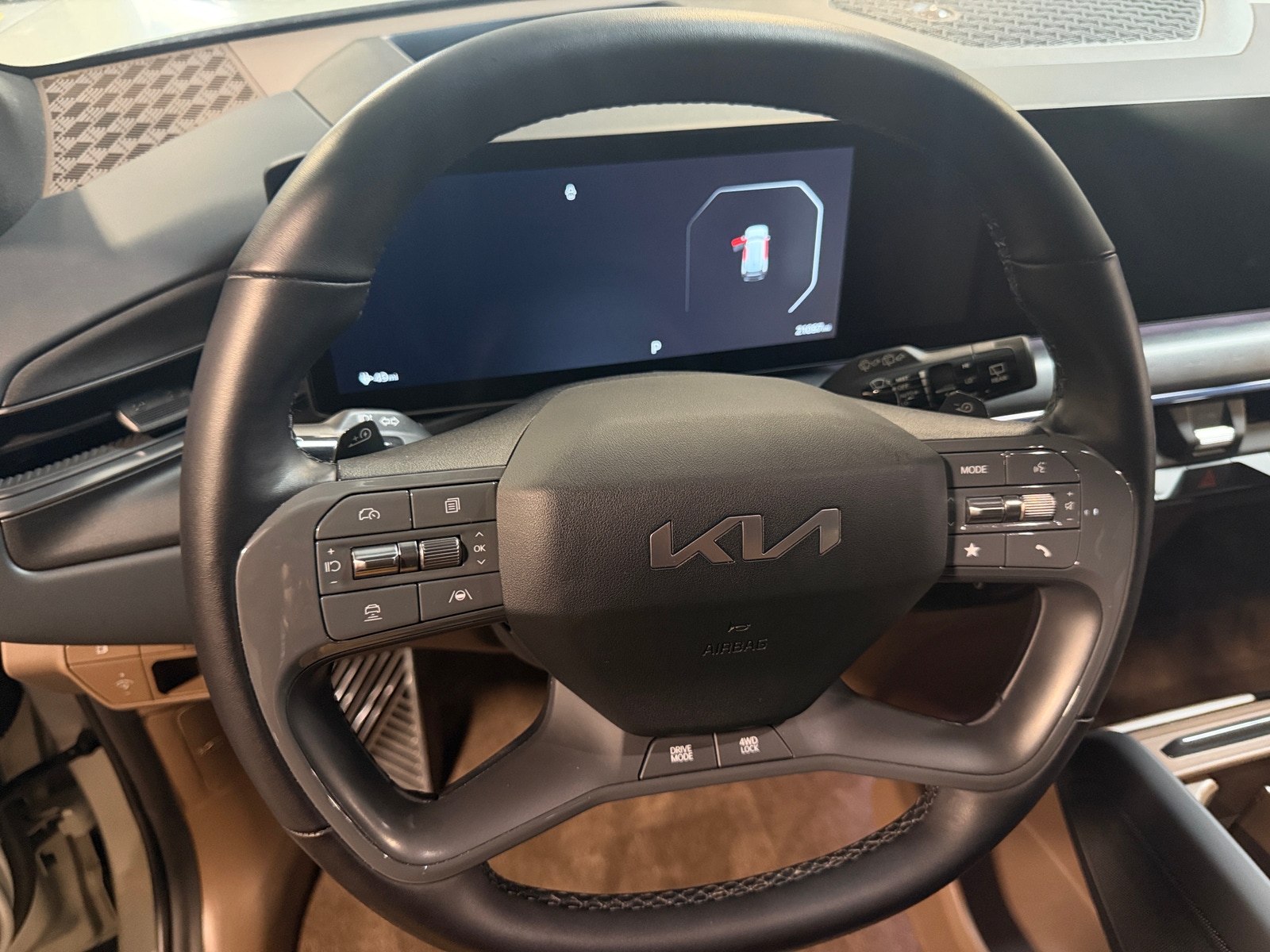Thumbnail: 2024 Kia EV9 - 4