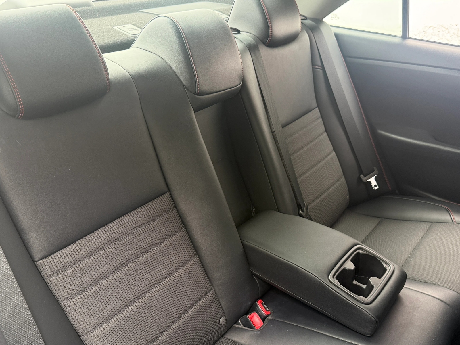 Thumbnail: 2016 Toyota Camry - 6