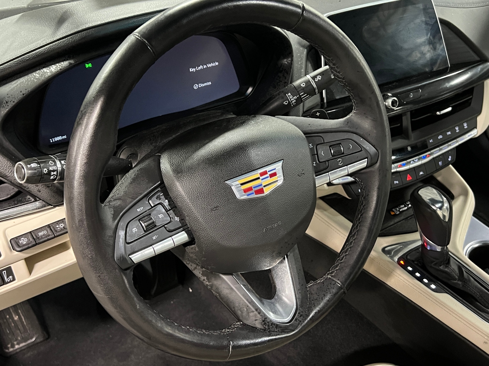 Thumbnail: 2024 Cadillac CT4 - 4