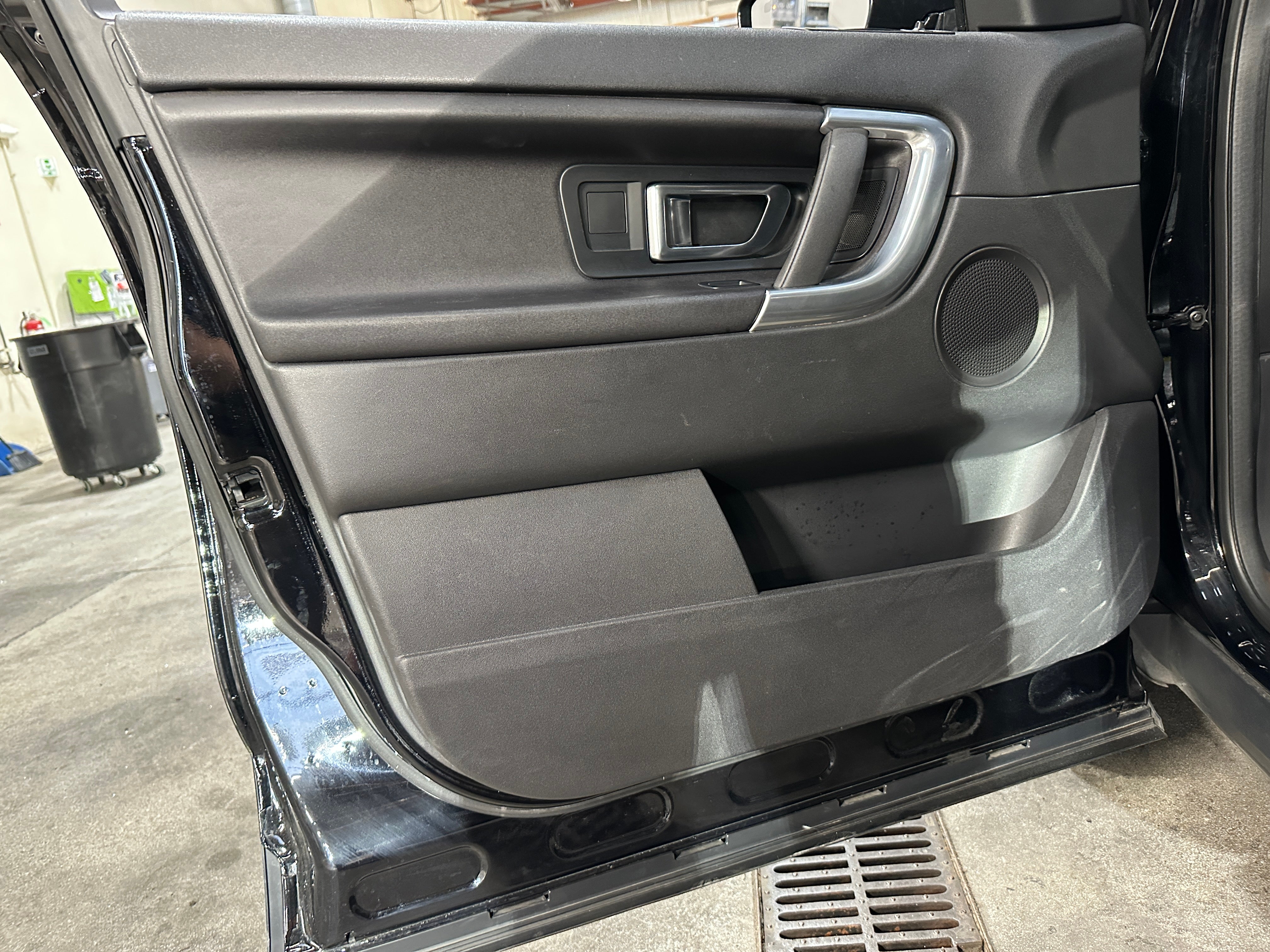 Used 2018 Land Rover Discovery Sport SE with VIN SALCP2RX7JH754612 for sale in Pewaukee, WI