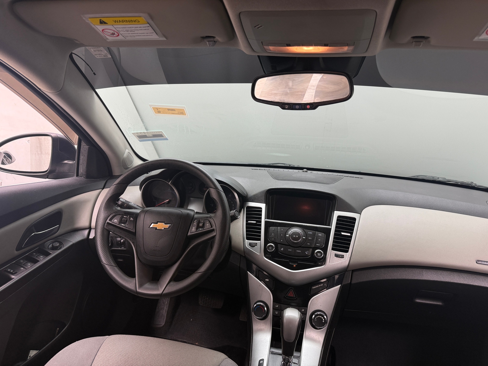 Thumbnail: 2015 Chevrolet Cruze - 3