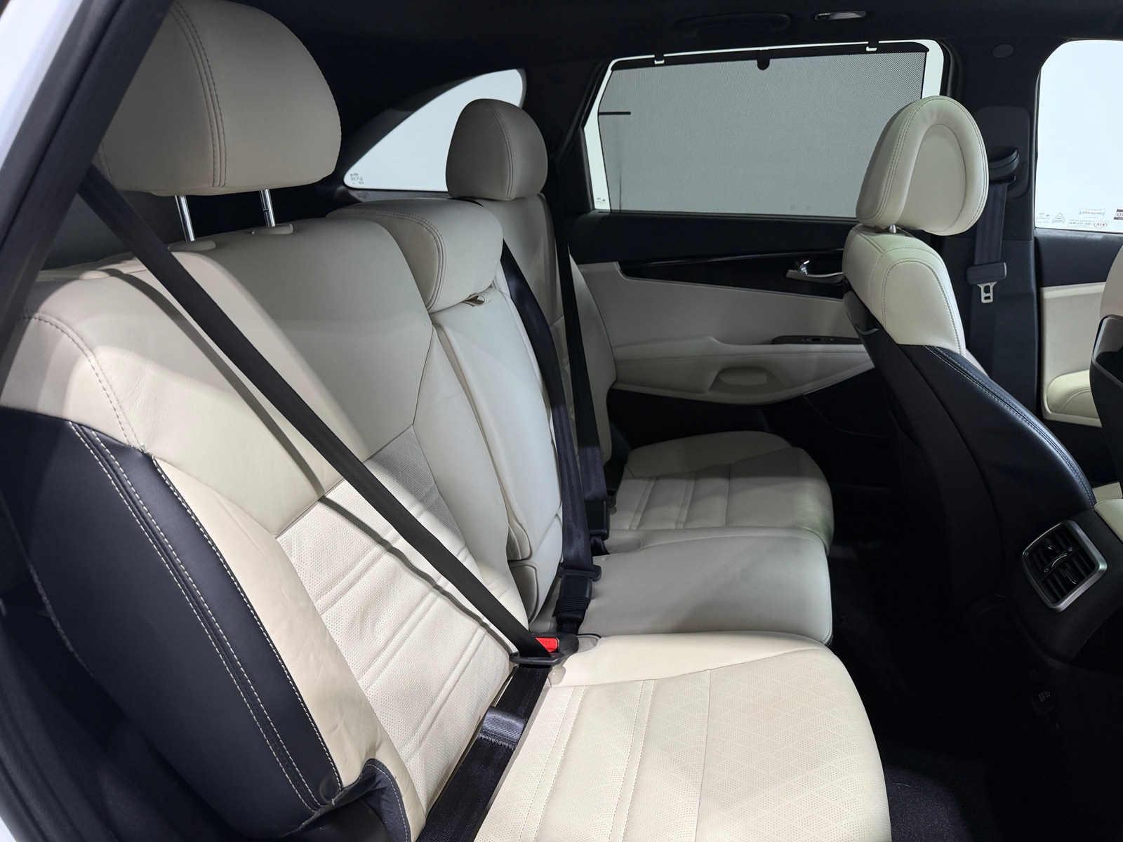Thumbnail: 2016 Kia Sorento - 5