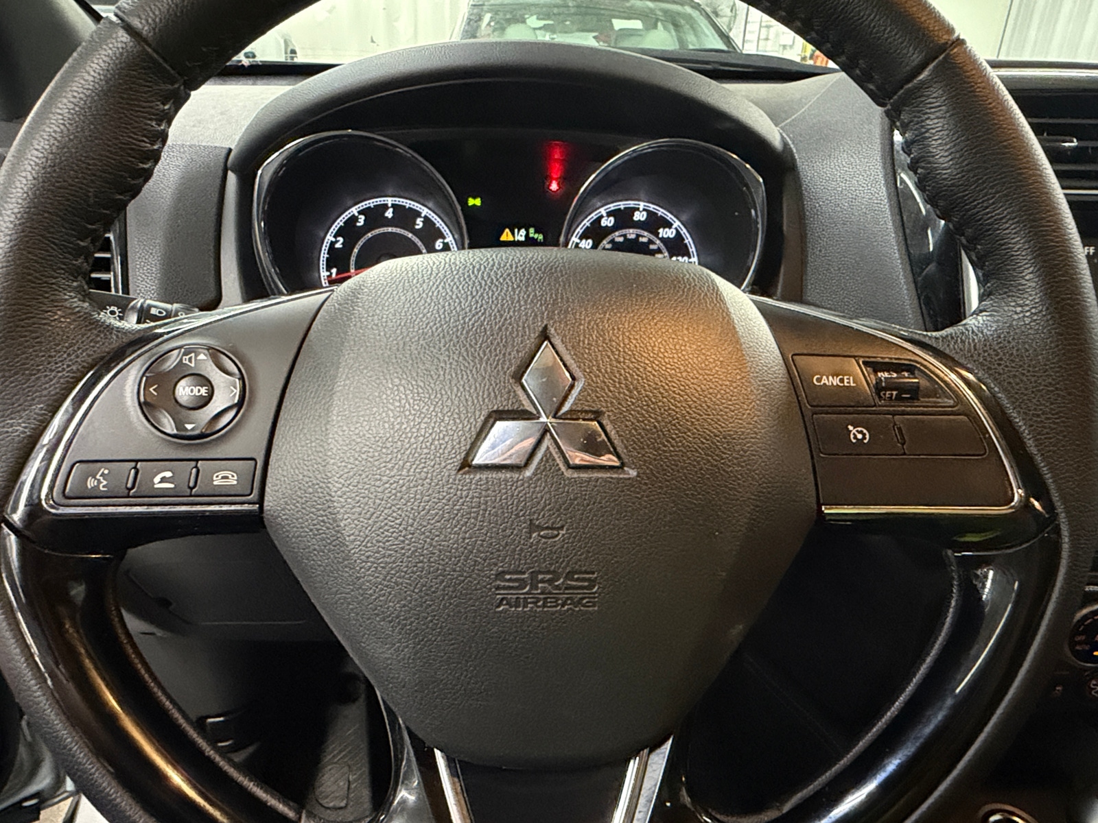 Thumbnail: 2023 Mitsubishi Outlander Sport - 5