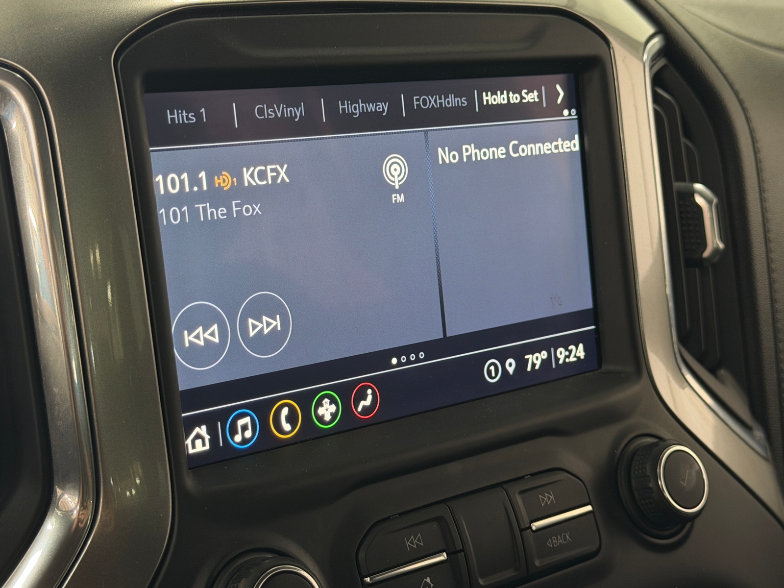 Thumbnail: 2021 Chevrolet Silverado 1500 - 4
