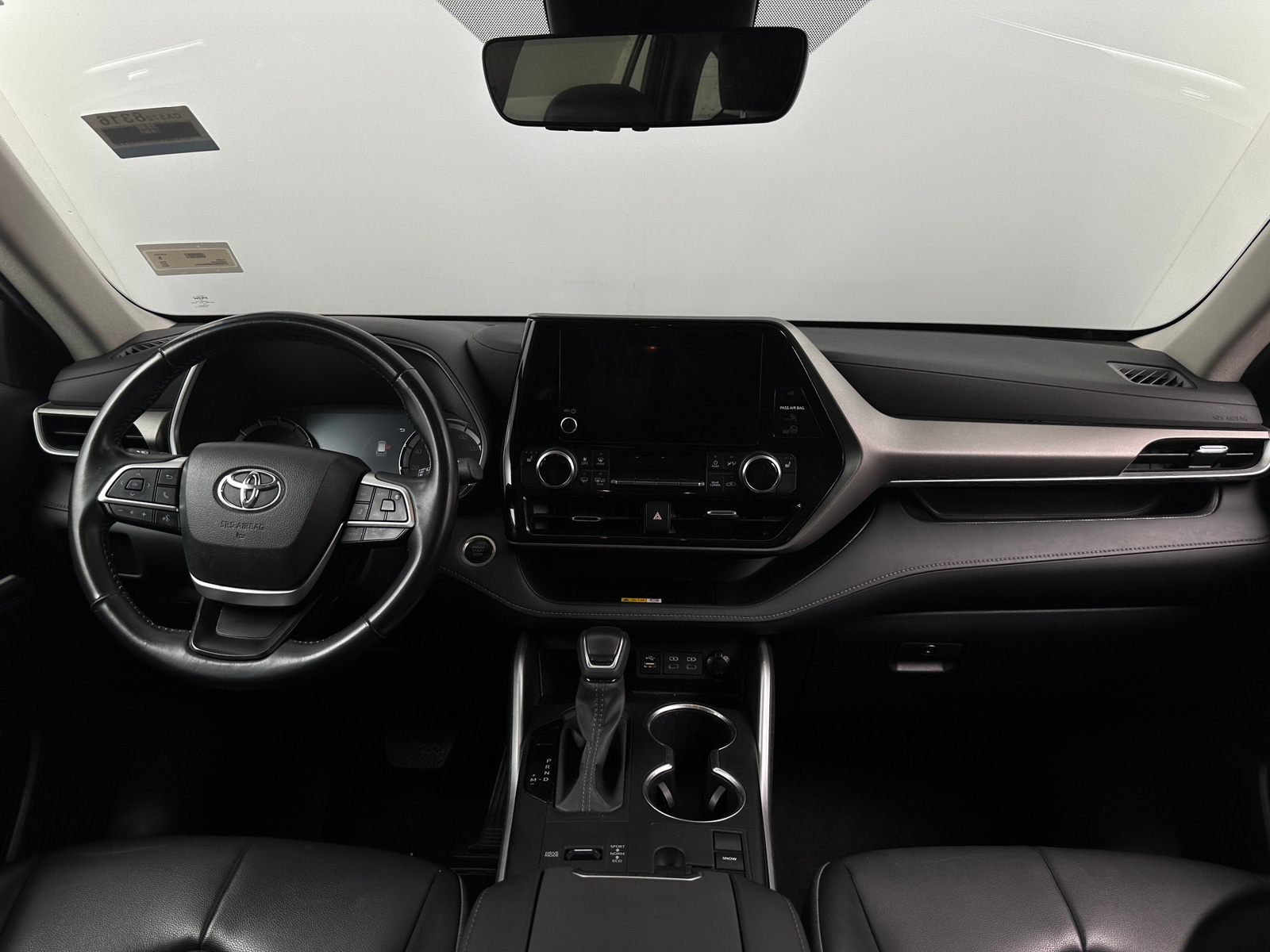 Thumbnail: 2024 Toyota Highlander - 3
