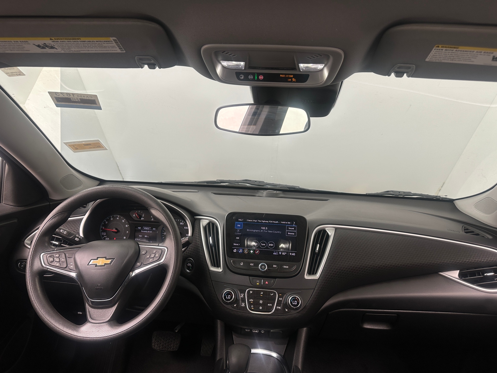 Thumbnail: 2024 Chevrolet Malibu - 3
