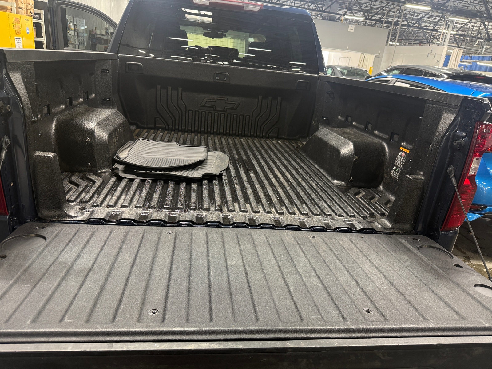 Thumbnail: 2021 Chevrolet Silverado 1500 - 7
