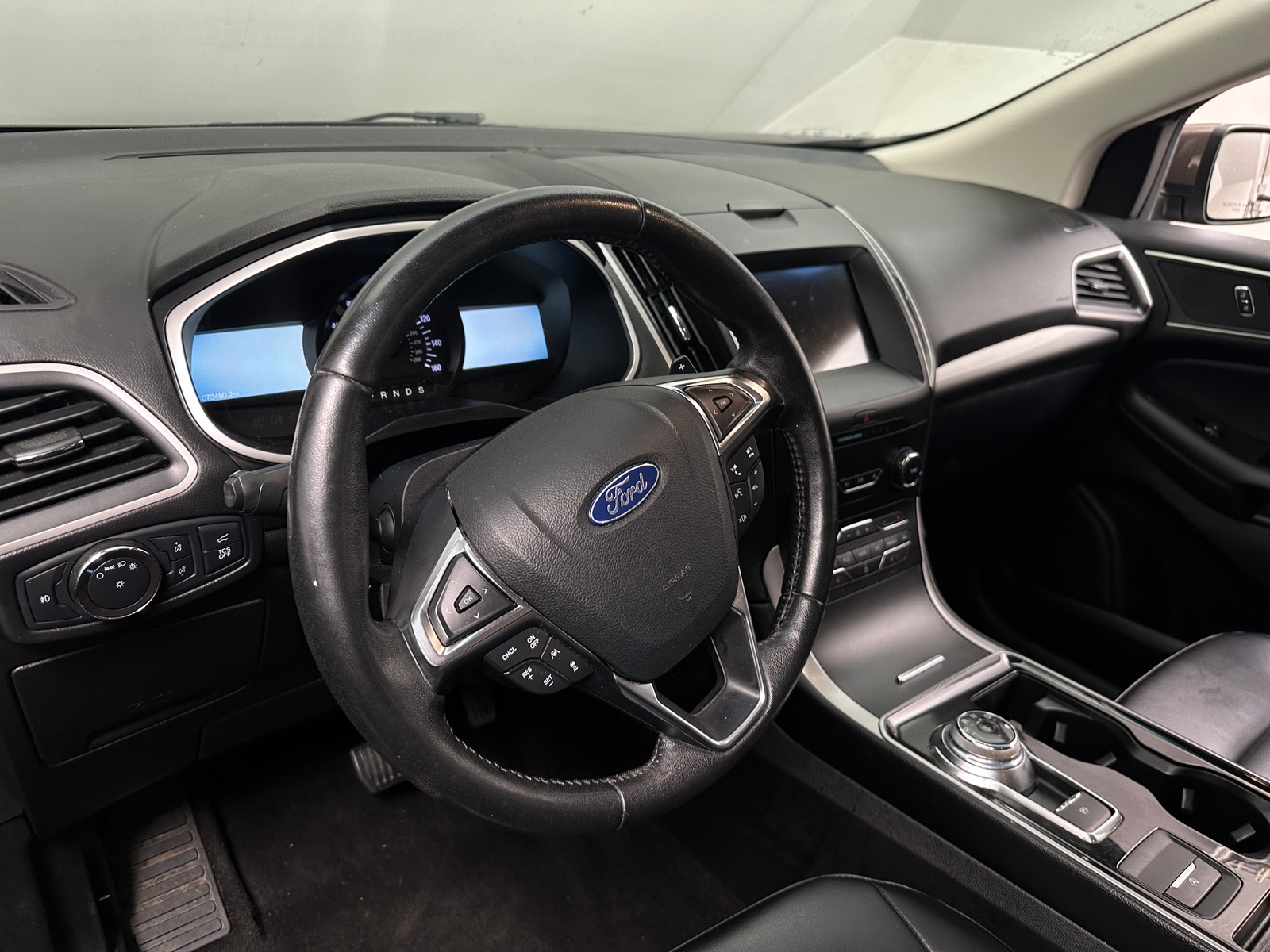 Thumbnail: 2019 Ford Edge - 4