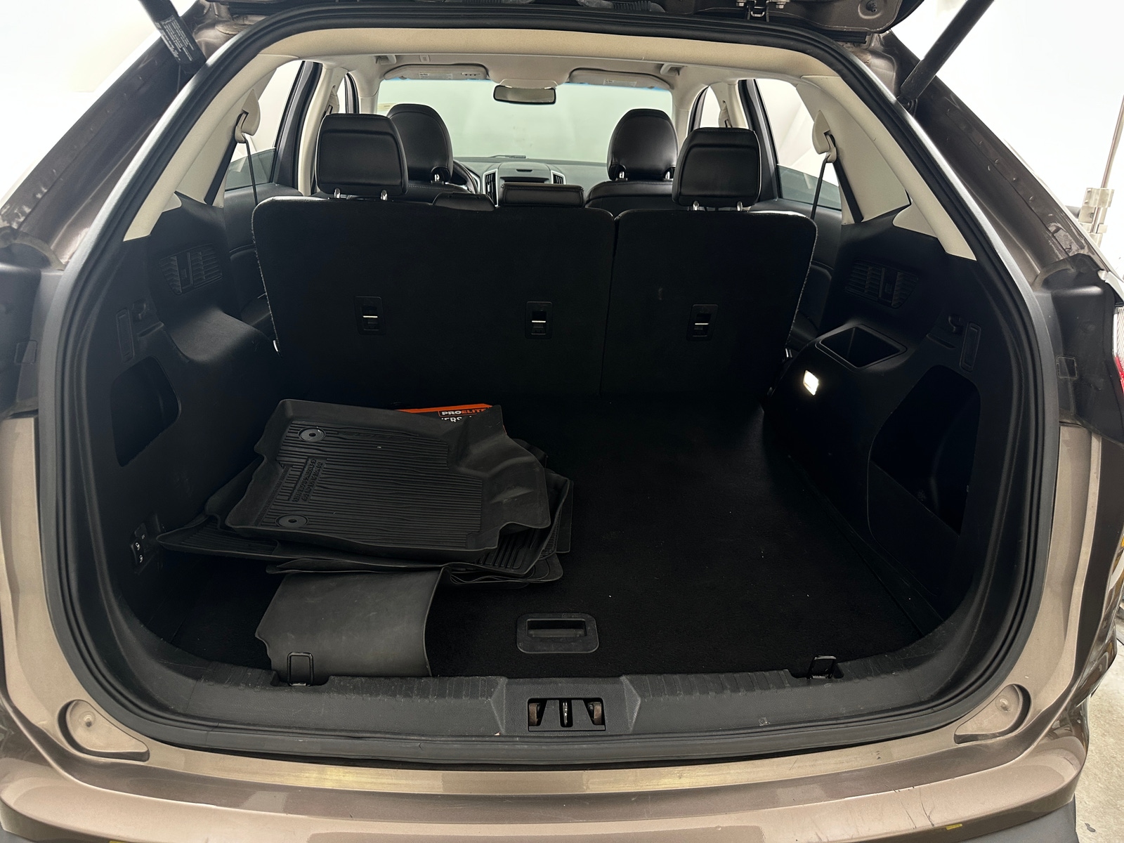 Thumbnail: 2019 Ford Edge - 6