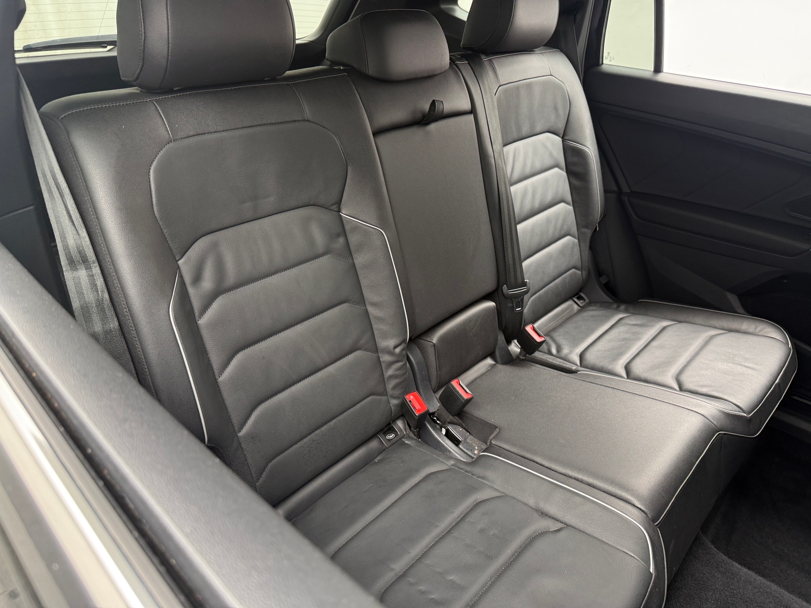 Thumbnail: 2020 Volkswagen Tiguan - 6