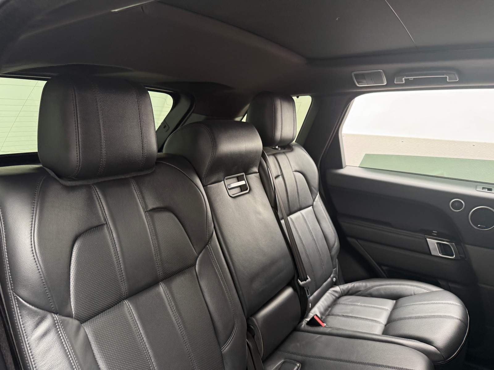 Thumbnail: 2016 Land Rover Range Rover Sport - 5