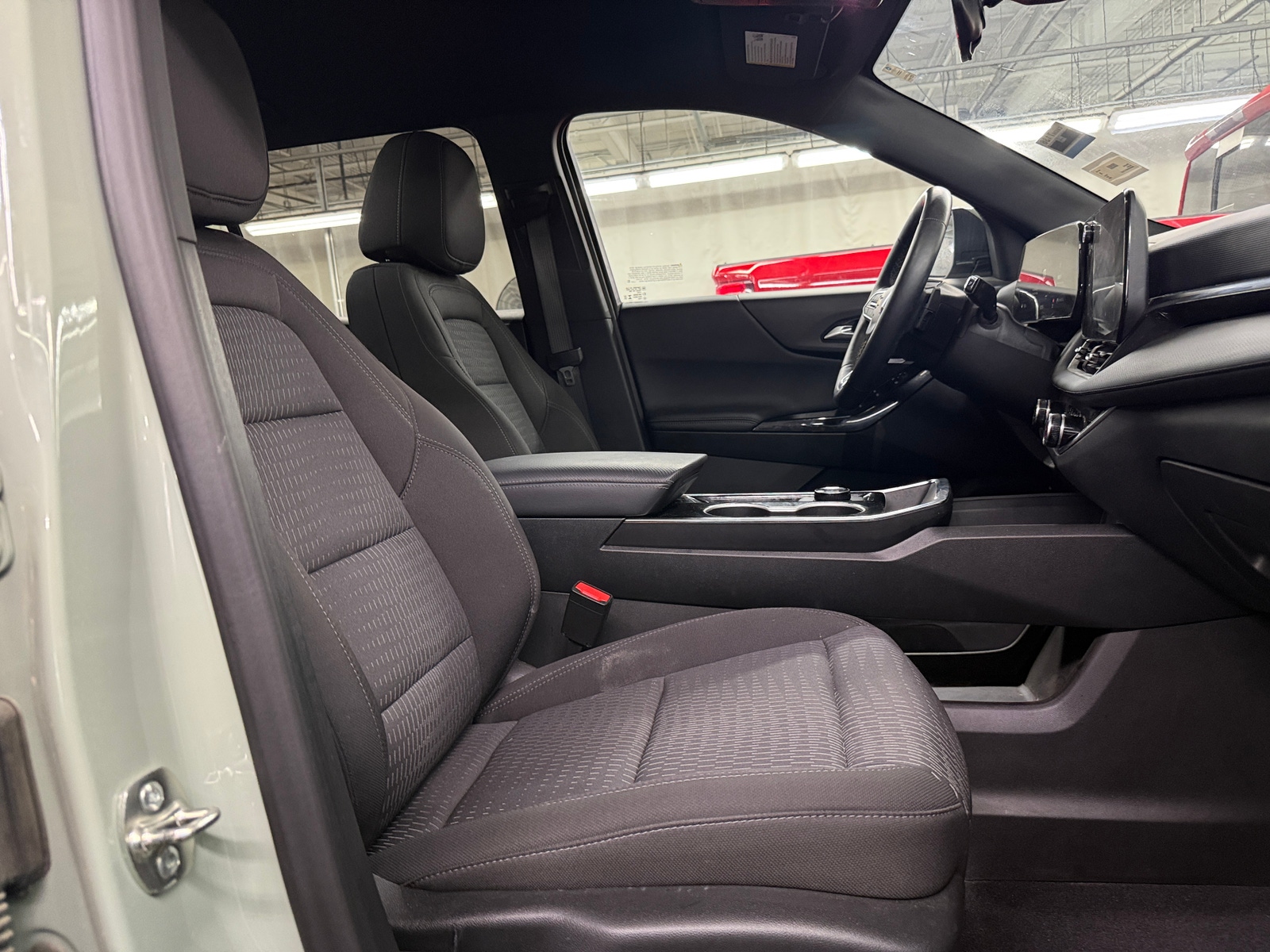 Thumbnail: 2026 Chevrolet Equinox - 2