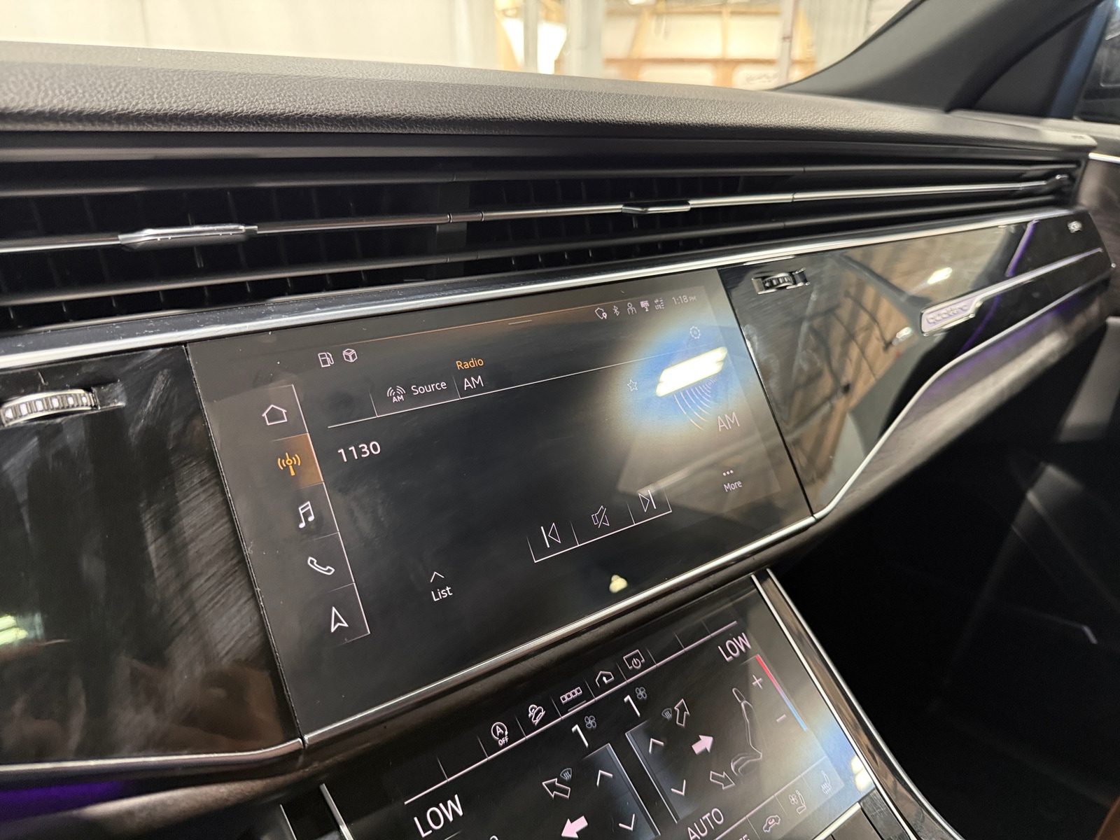 Thumbnail: 2021 Audi Q8 - 4