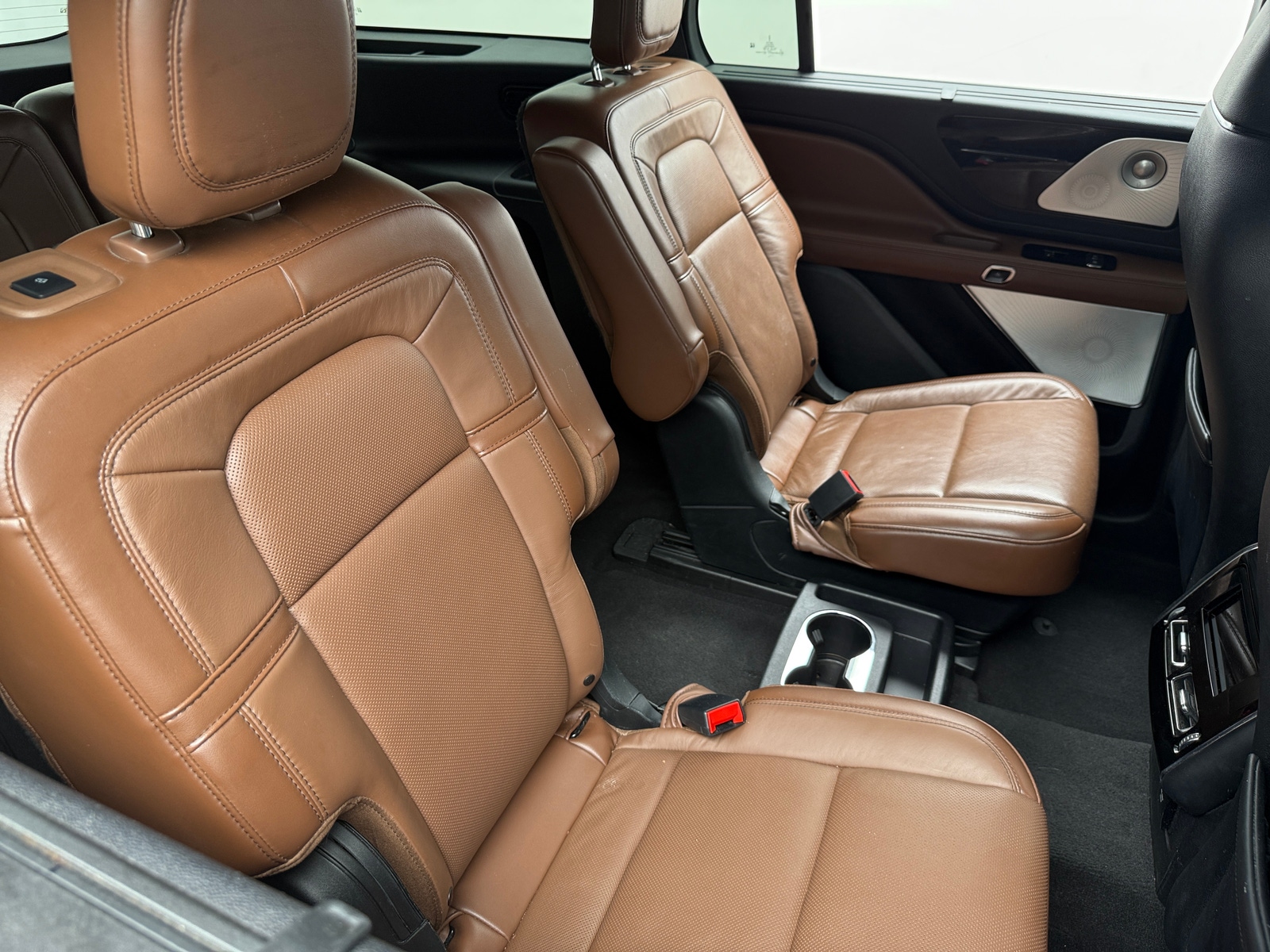 Thumbnail: 2021 Lincoln Aviator - 5