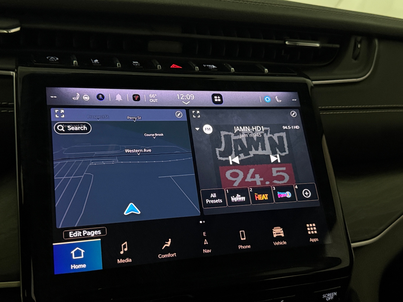 Thumbnail: 2022 Jeep Grand Cherokee L - 3