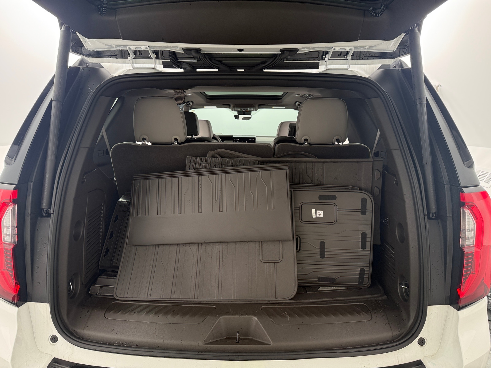 Thumbnail: 2025 GMC Yukon - 6
