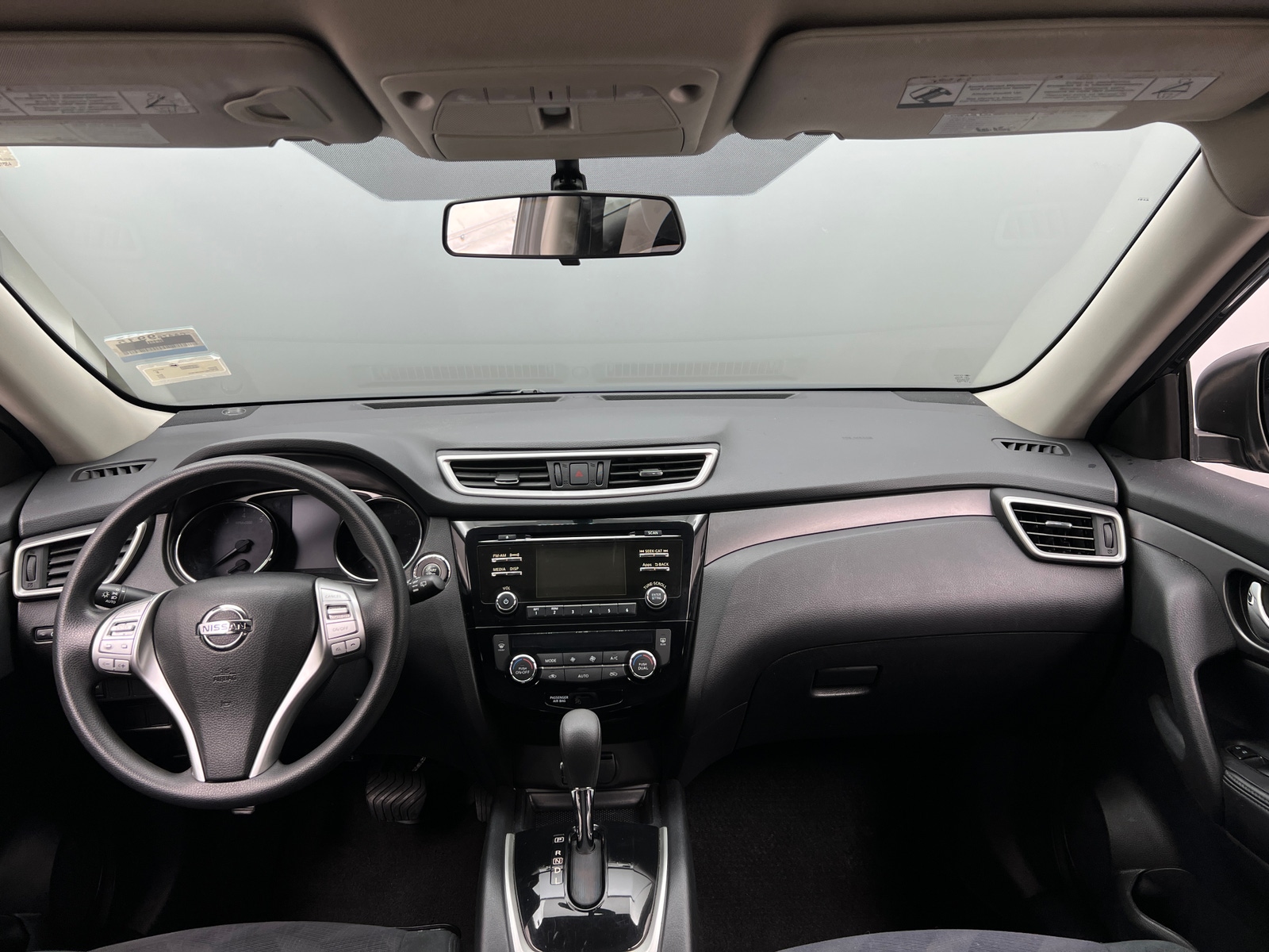 Thumbnail: 2016 Nissan Rogue - 3