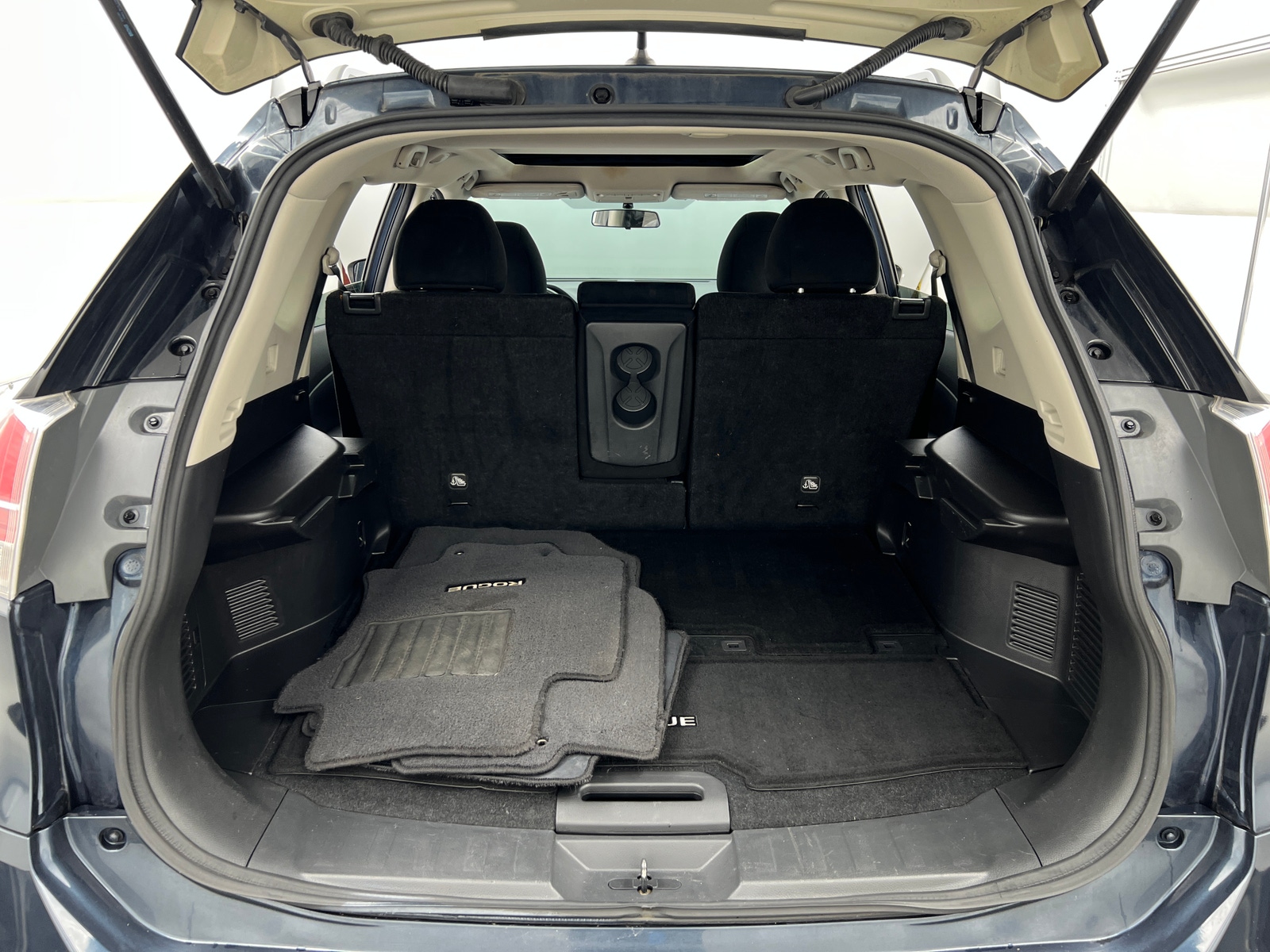 Thumbnail: 2016 Nissan Rogue - 7